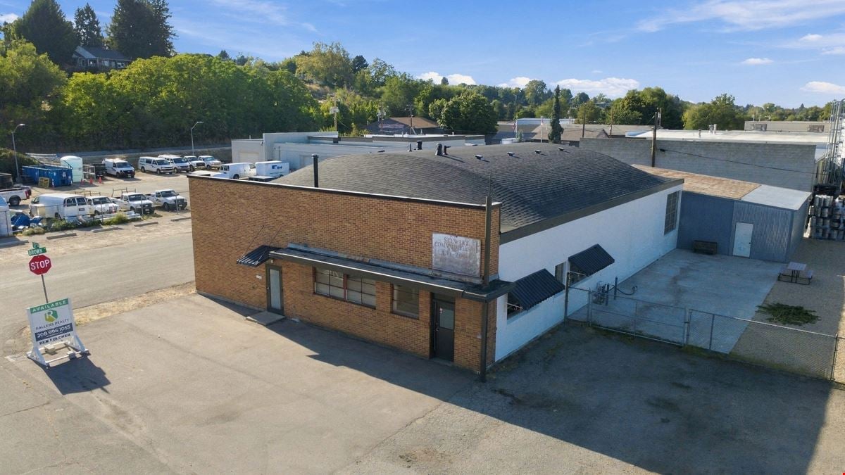 FLEX WAREHOUSE BUILDING FOR SALE OR LEASE
