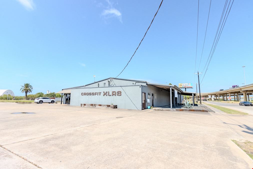 300 N Highway 35