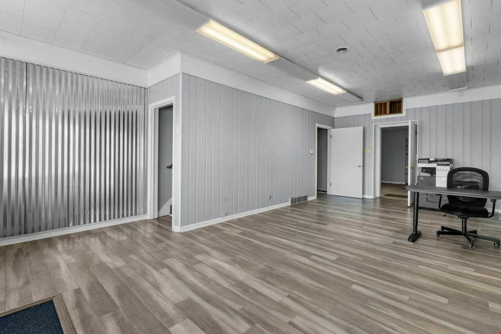 +/- 2,100 SF Fountain Square Commercial Suite