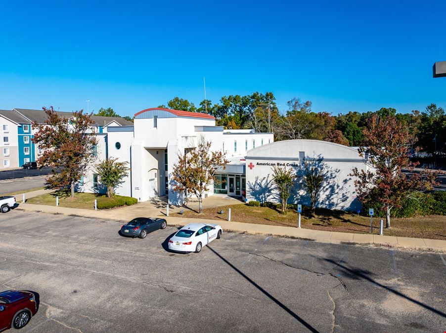 5015 Woods Crossing Dr