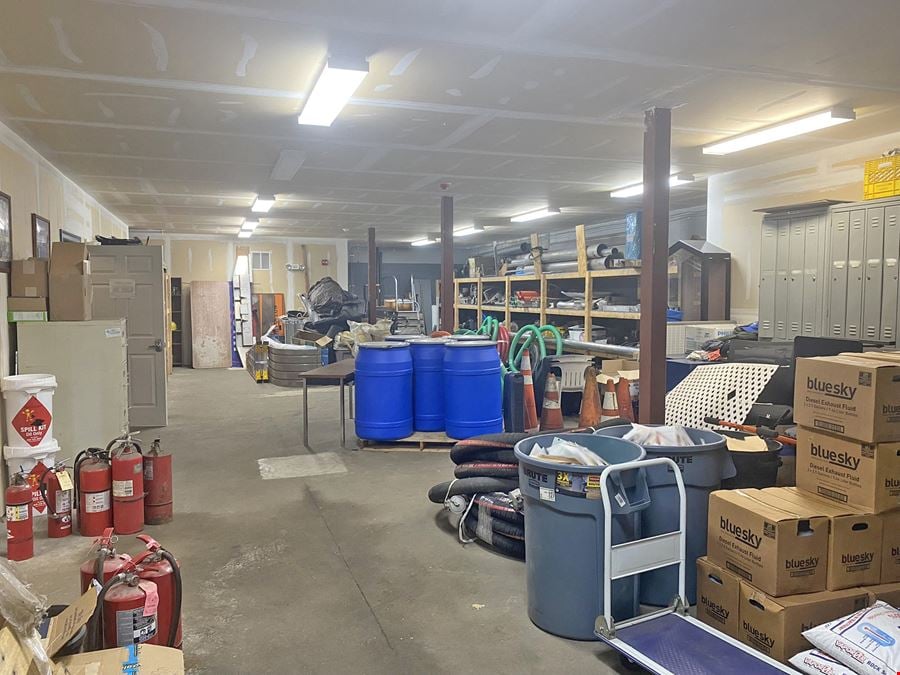 Warehouse Storage & Office