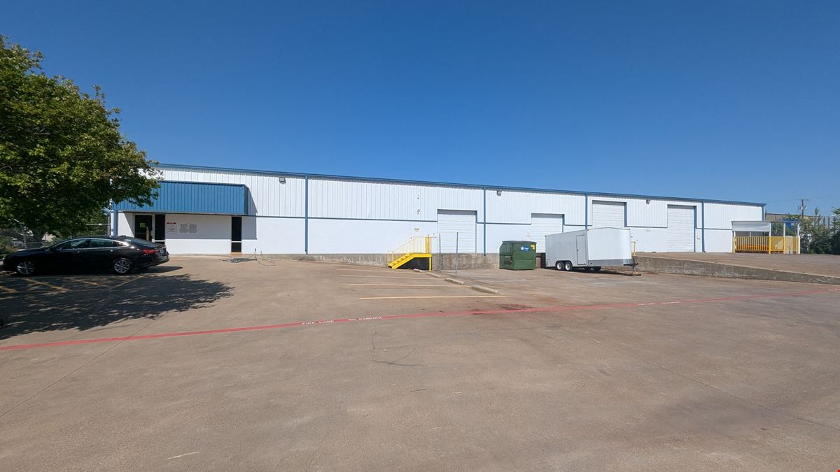 Freestanding Warehouse