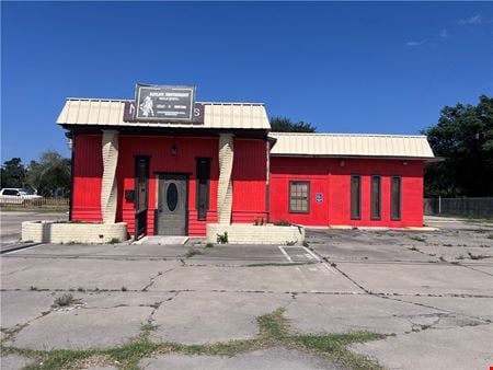 Preview of Retail space for Rent at 406 N Johnson St