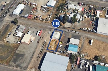 Preview of Industrial space for Rent at 5724 N Sycamore St