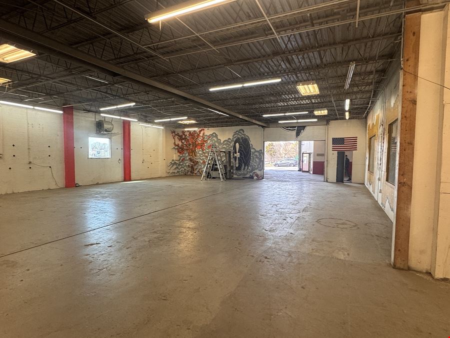 10,000 SF Warehouse Space | Knoxville, TN