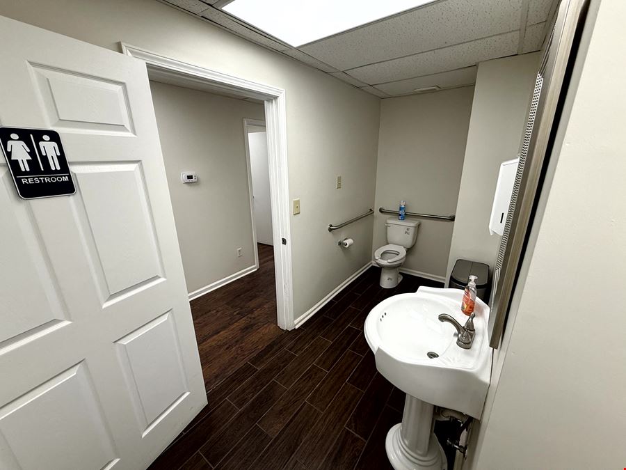 102 Hospital Dr