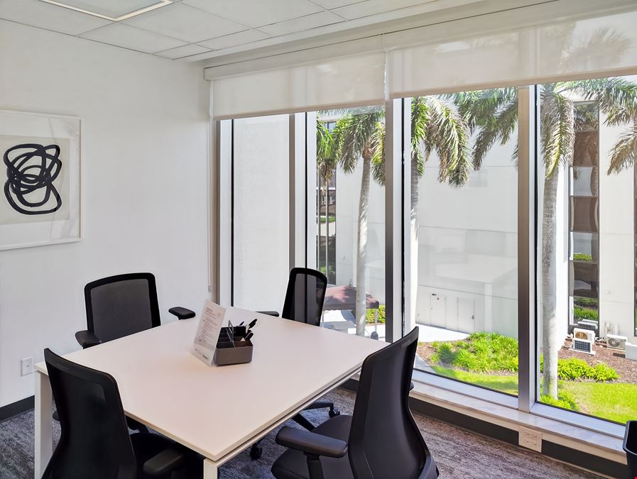 Regus - Naples - 3003 Tamiami Trail