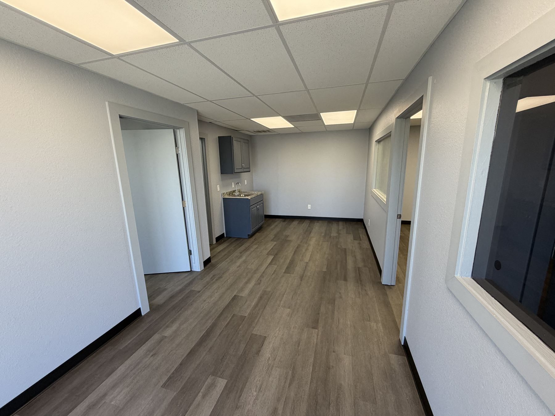 406 Navigation Blvd