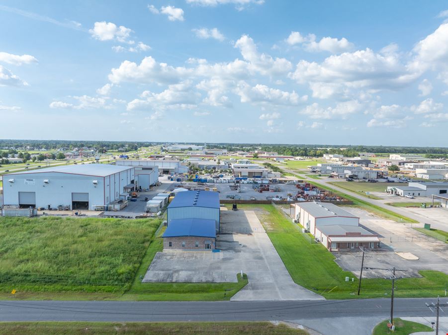 Crane Served & Conditioned Warehouse