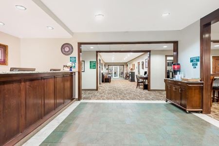 Preview of Retail space for Sale at 5025 Park Avenue West