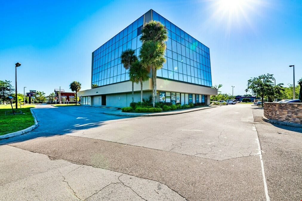 6900 BLDG