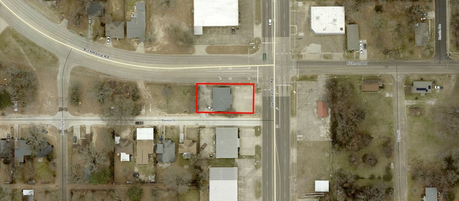 1,800 SF Office-Retail Building For Lease