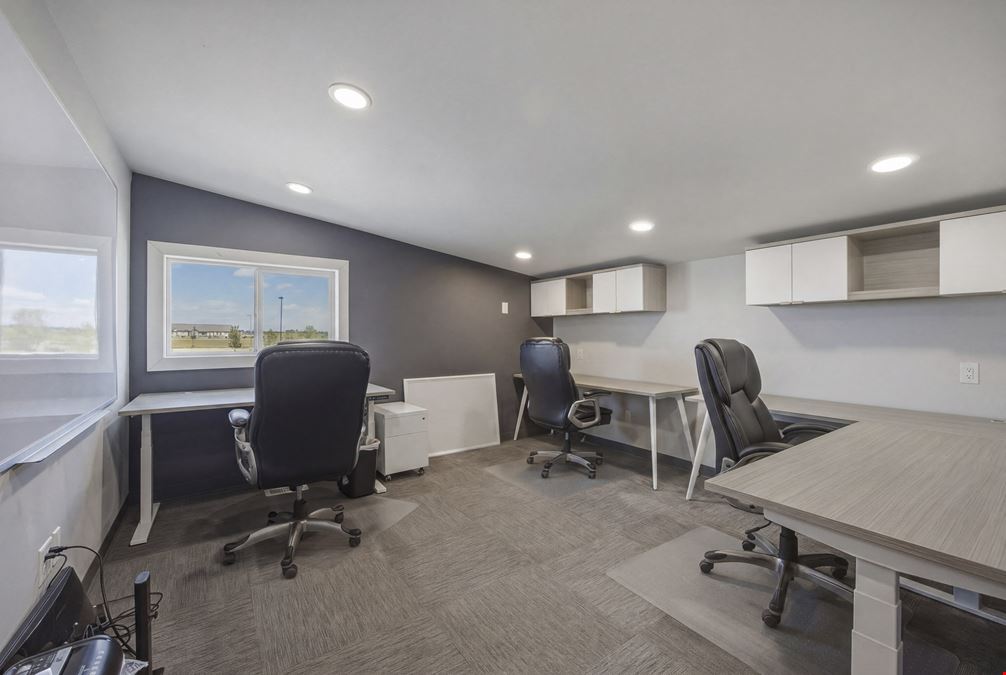 2213 Henderson Loop
