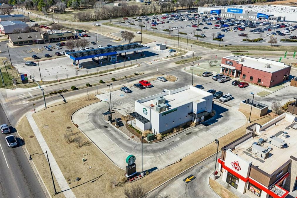 Freestanding Starbucks Drive-Thru