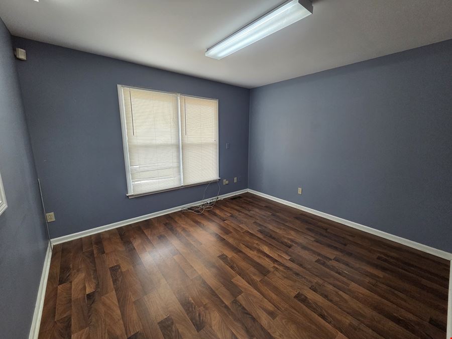 1403 Scottsville Rd