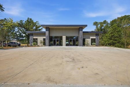 Preview of Office space for Rent at 1420 W Kirkwood Blvd