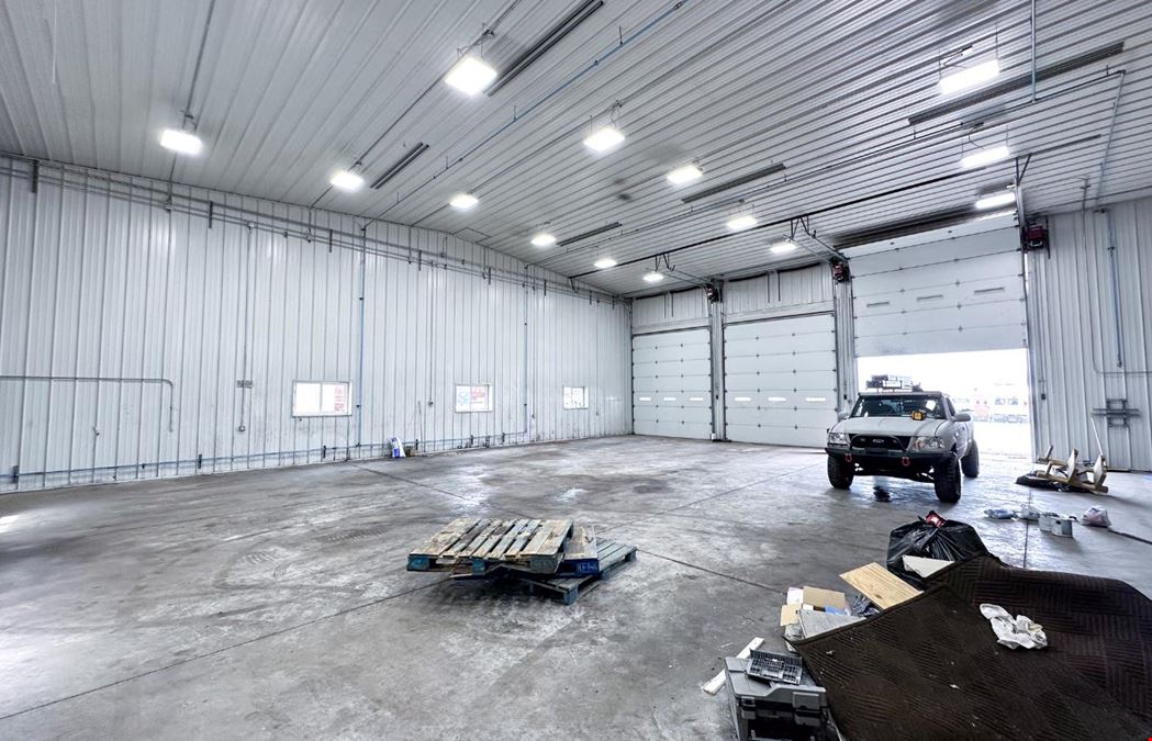 Truck Service Buildings | 3718 & 3716 Garman Rd