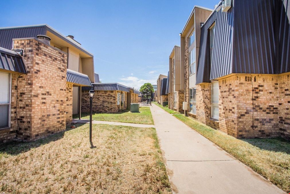 Lubbock Square Apartments