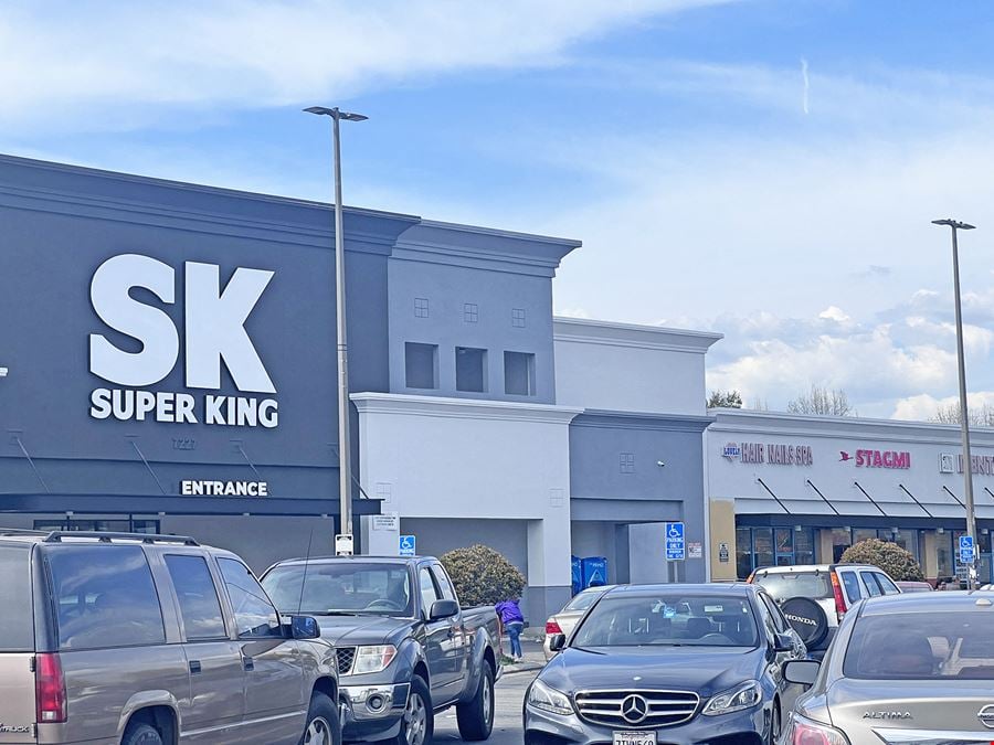 Super King Anchored Shopping Center