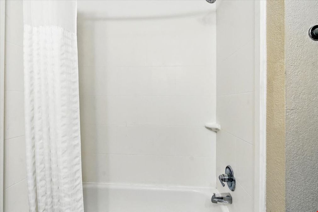 Comfort Inn Woodland Hills