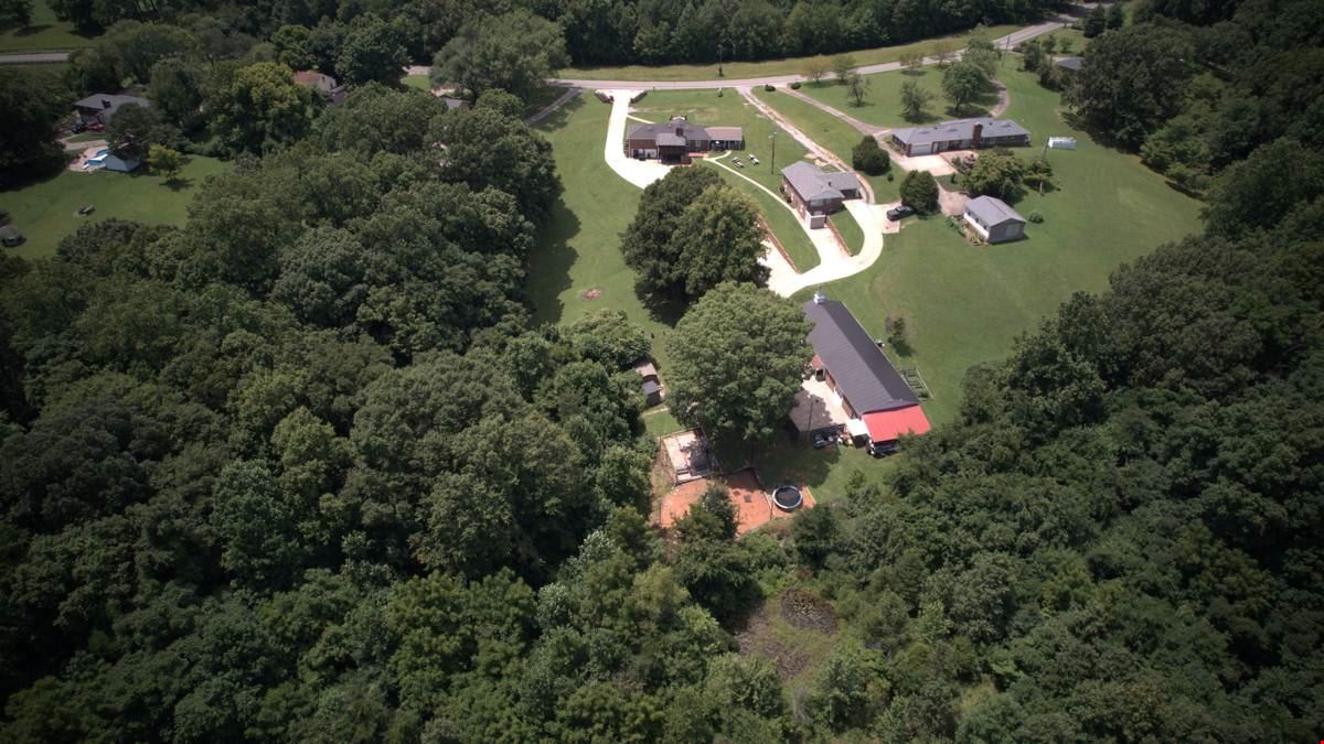 1001 Dotsonville Rd, Clarksville TN - Commercial Mixed Use