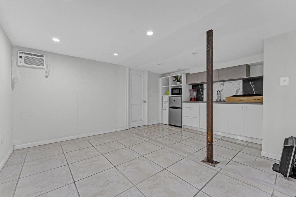 7330-32 NW 79th Terrace 