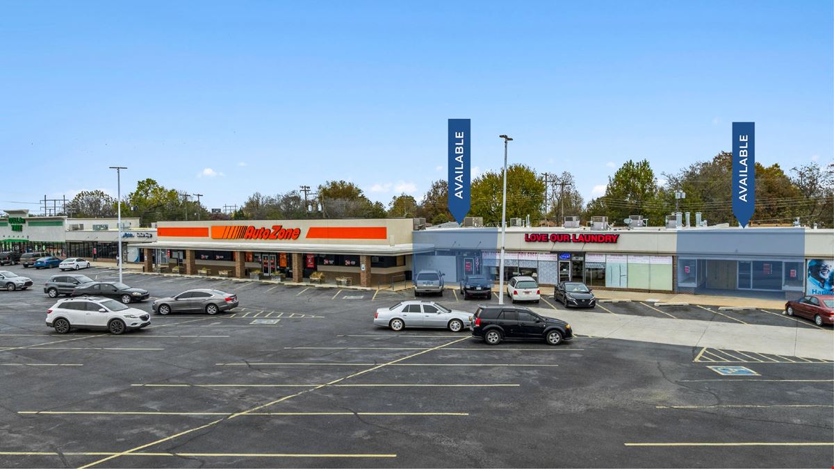 Del Crest Shopping Center