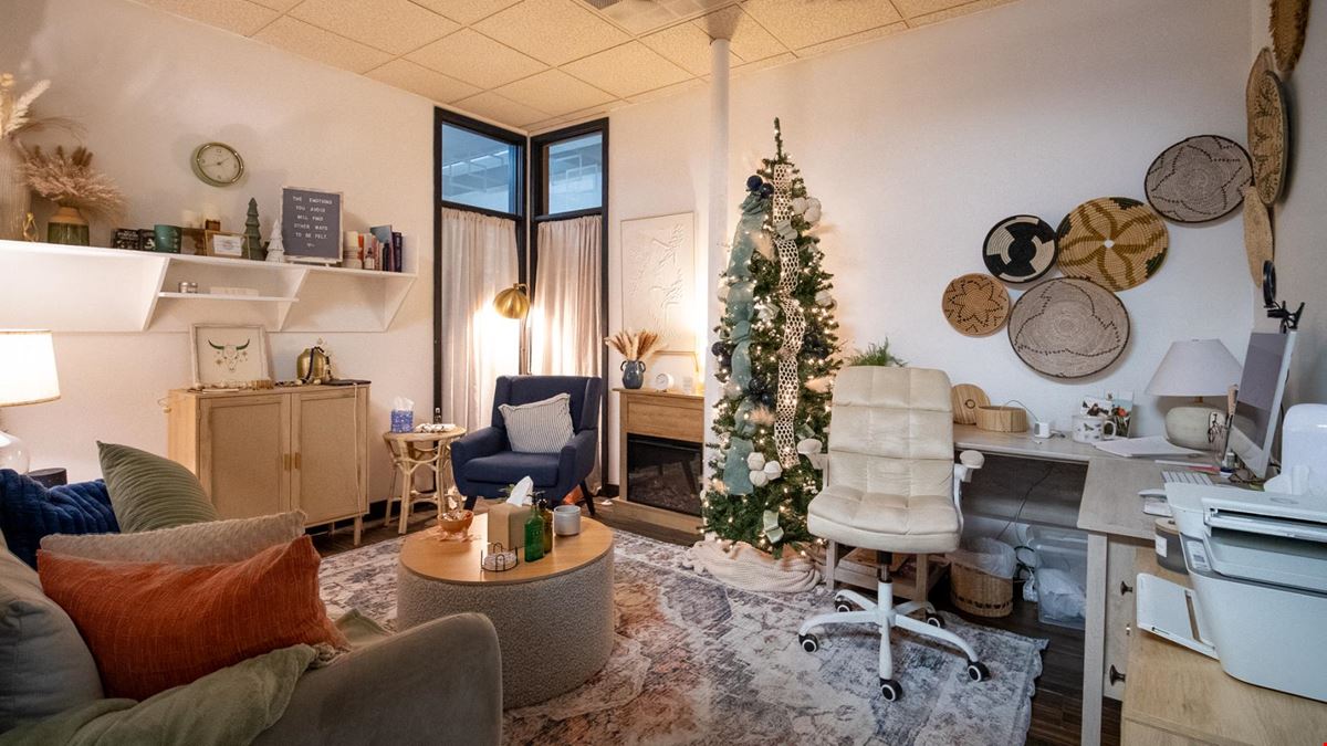 The 300 1st Historic Suites