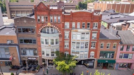 Preview of commercial space at 137 Washington St