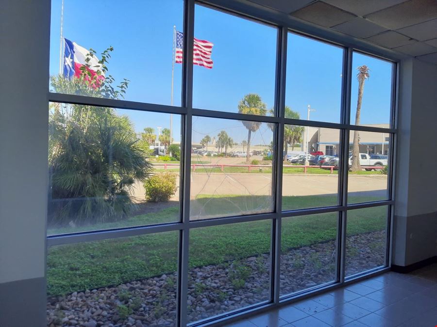 Industrial / Mix Use Industrial Space for Lease 12655 West Rd