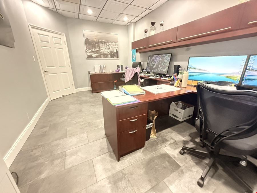  Newly Remodeled Executive Offices | 1–3 Person Suites | Palm Harbor