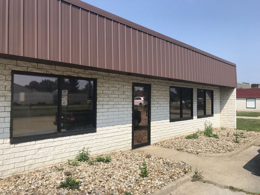 775-779 W. Smith Rd.