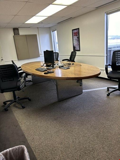 1062 MacArthur Road