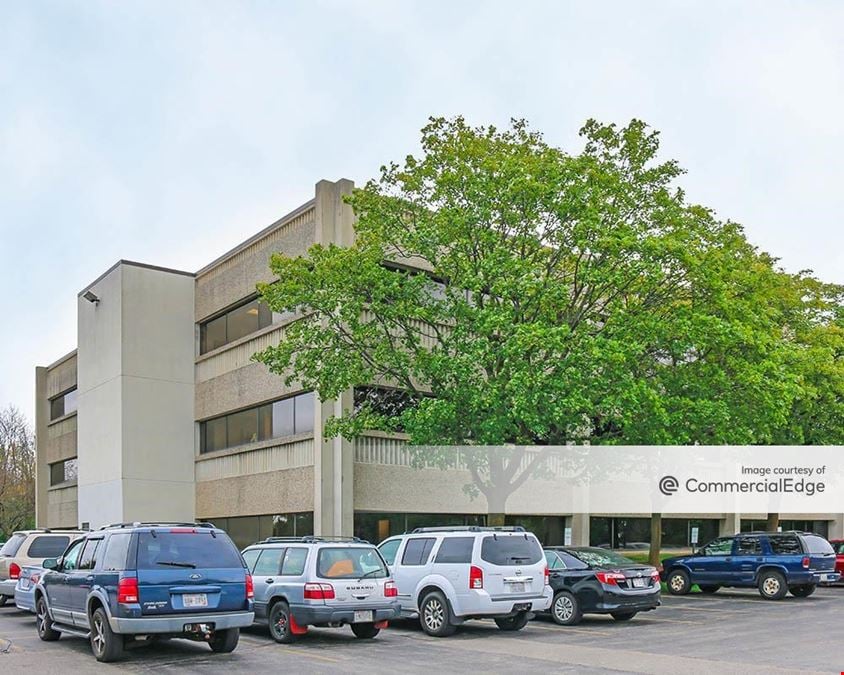 Servicer Sale: Milwaukee MSA Office | Executive Center IV