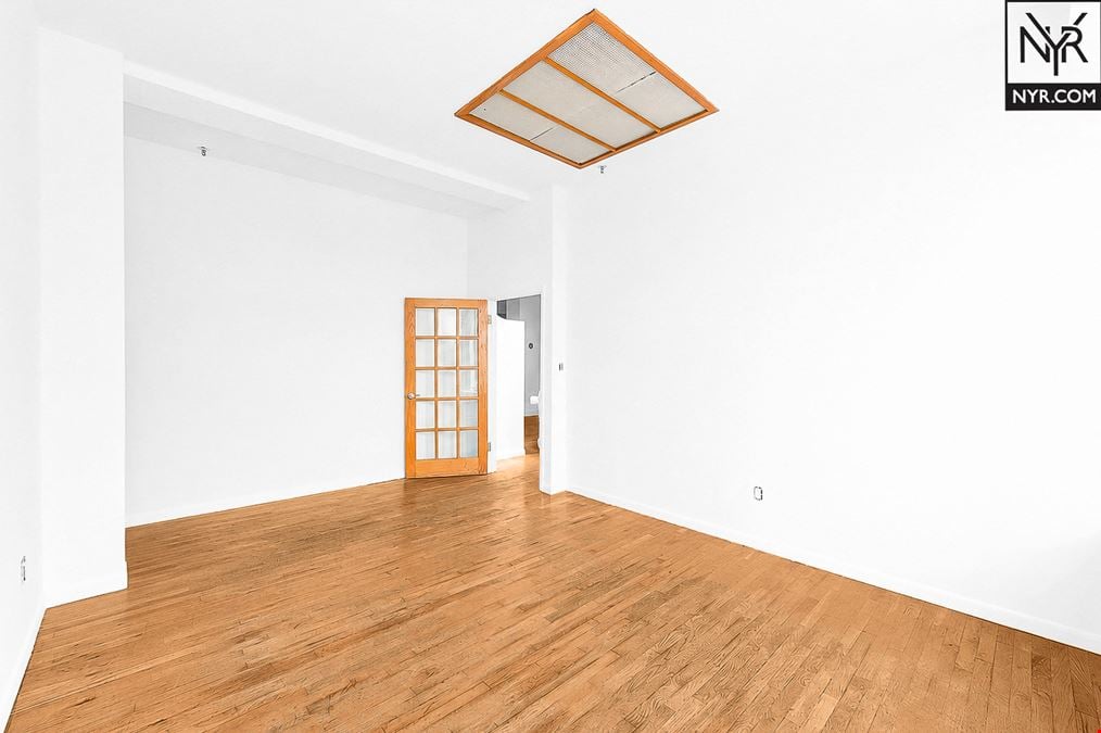 148 W 24th St