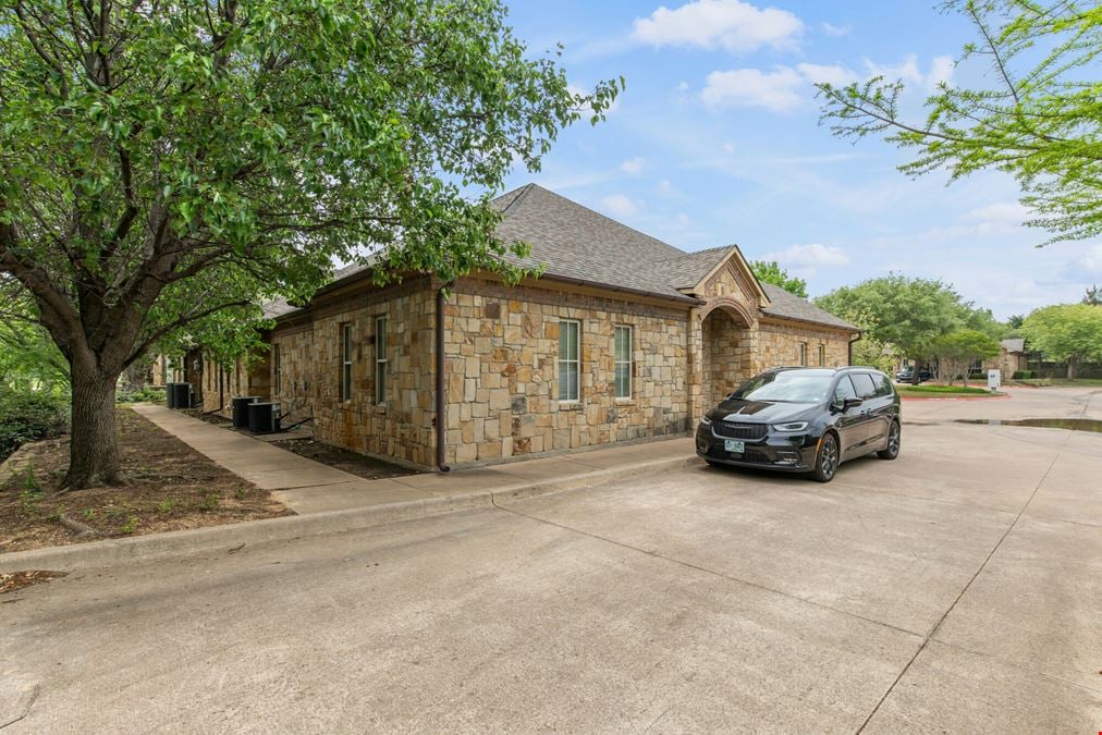 1340 N White Chapel Blvd