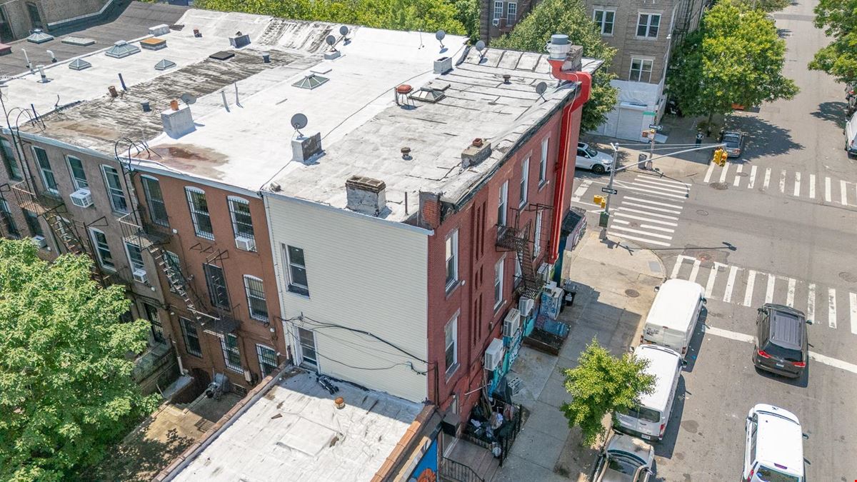 209 Lewis Ave