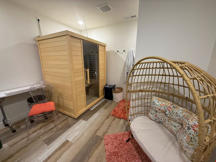 Medical Spa and Real Estate (2525 Railroad Avenue, Unit 2)