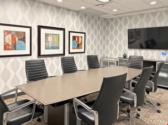 Regus - Toronto - Bloor and Yonge
