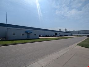 Heavy Manufacturing Warehouse for Lease - 3400 N. Topeka