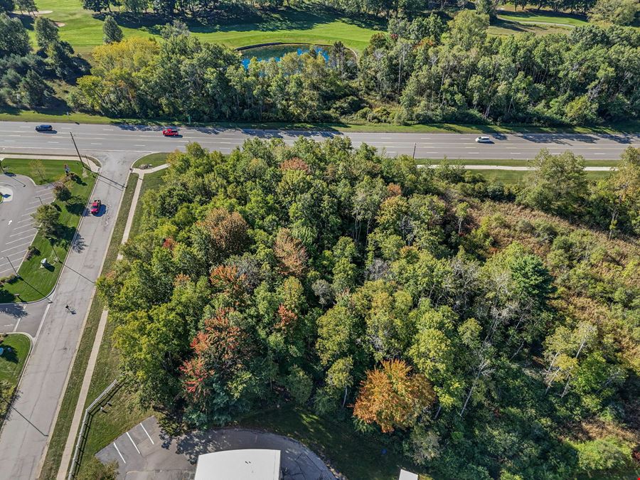 2.12 AC Corner Parcel Development Opportunity in Big Rapids, MI