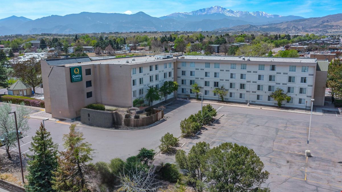 Quality Inn & Suites Garden of the Gods