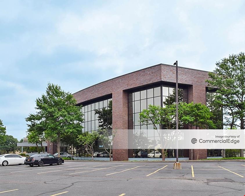 The Ellipse at Garden City