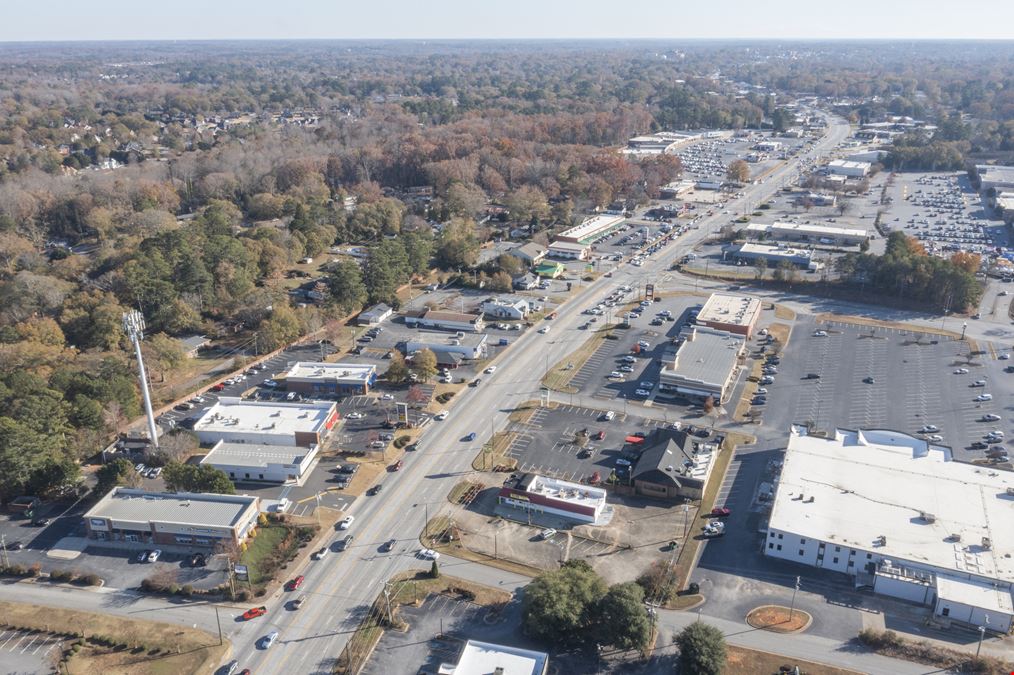 3325 N Main St.