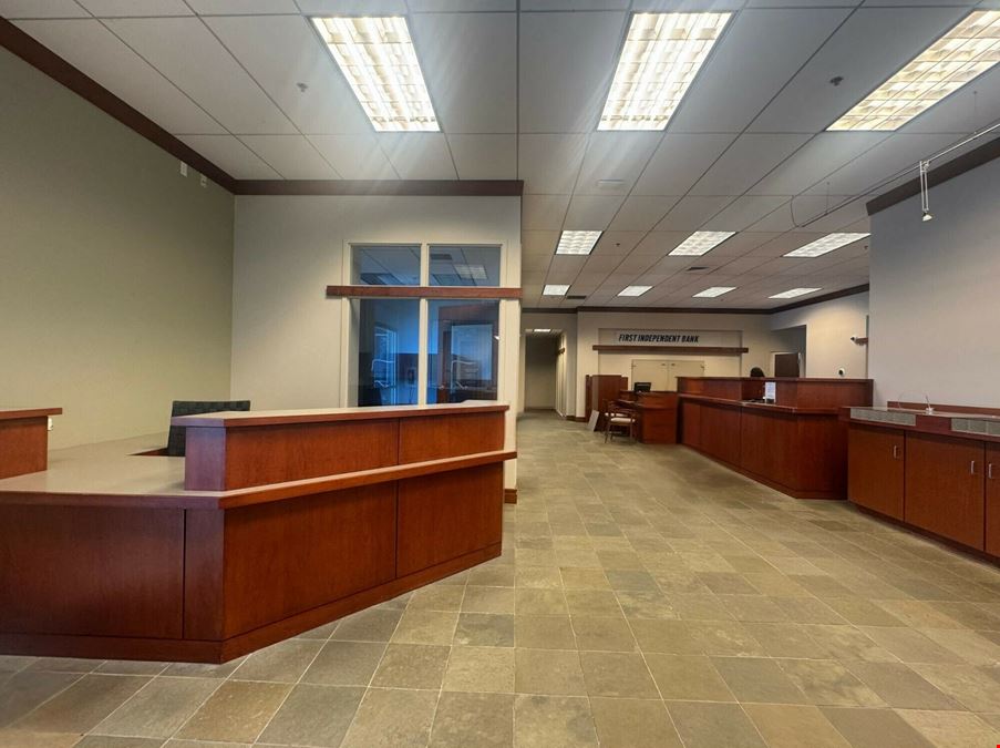 1818 E. College Pkwy #100