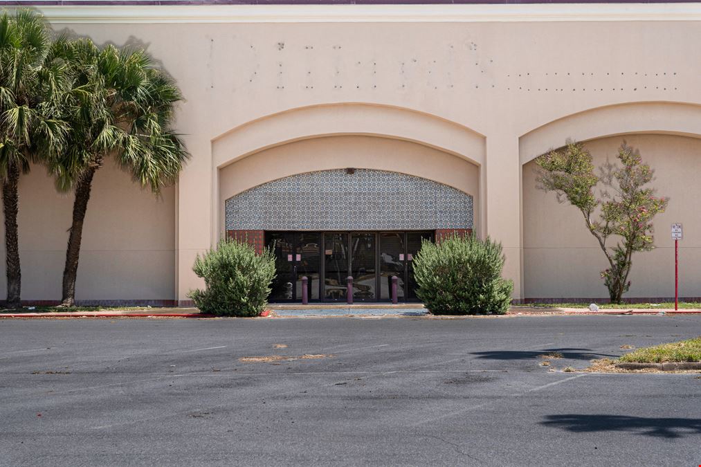 101,103 SF For Lease –  Big Box Retail