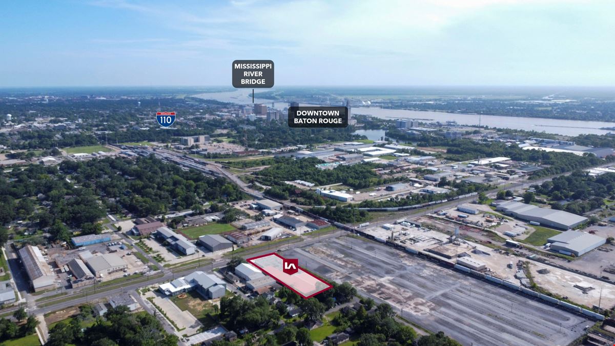 ±41,000 SF Warehouse Near ExxonMobil