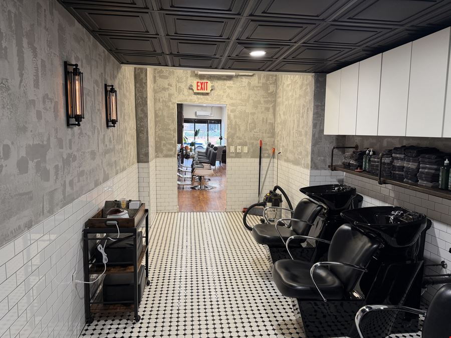 934 River Rd