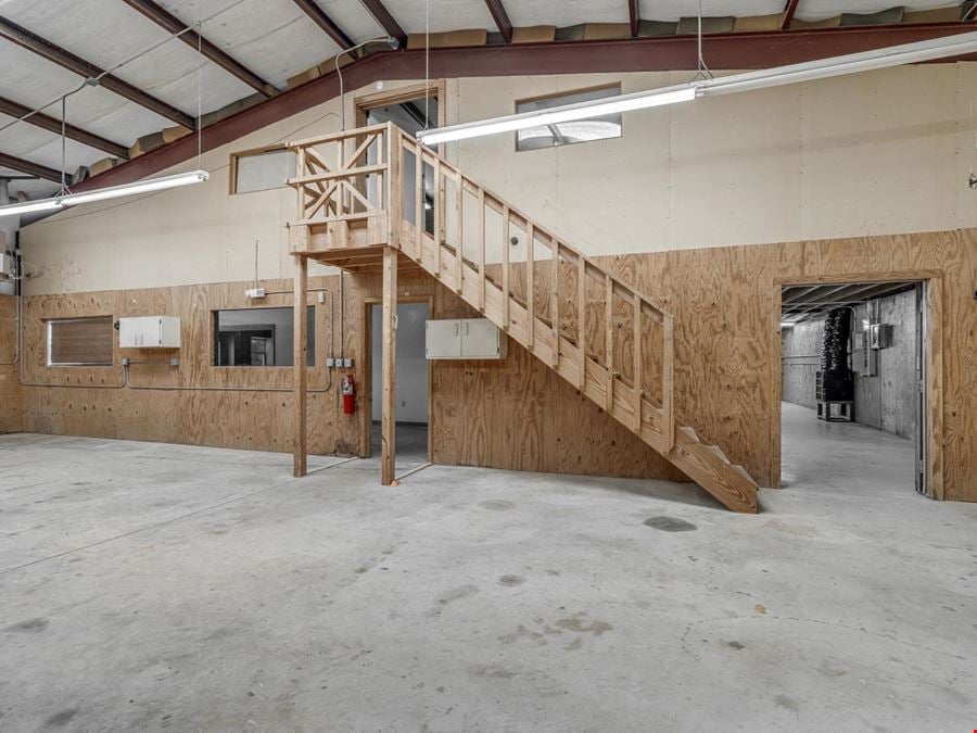2224 NW 32nd St