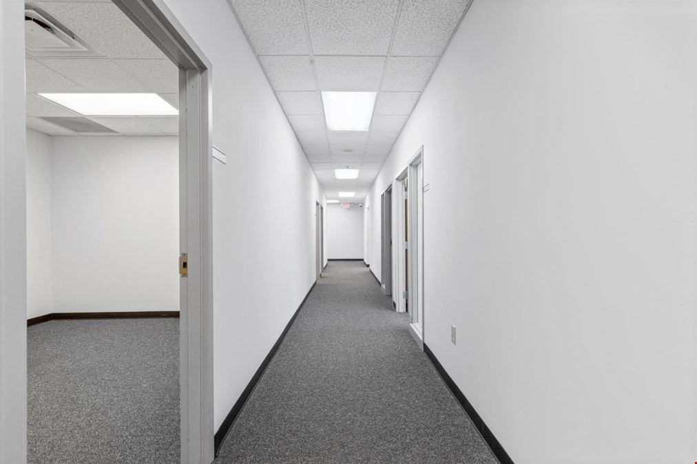 Midpark Road 2,600-22,000 SF Avail. Bus/Ind Park